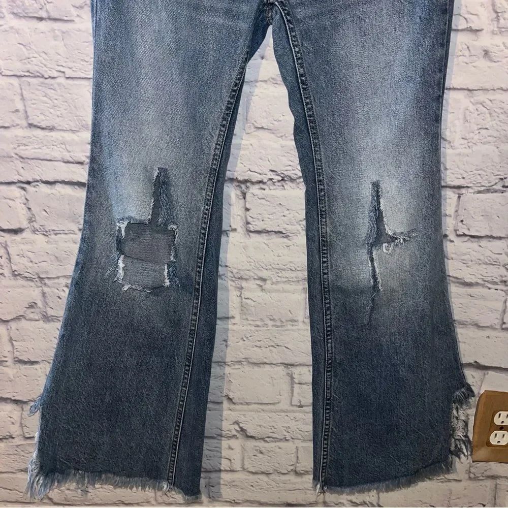 We the Free Free people distressed denim jeans womens wide legged flared size 26 - Picture 4 of 10